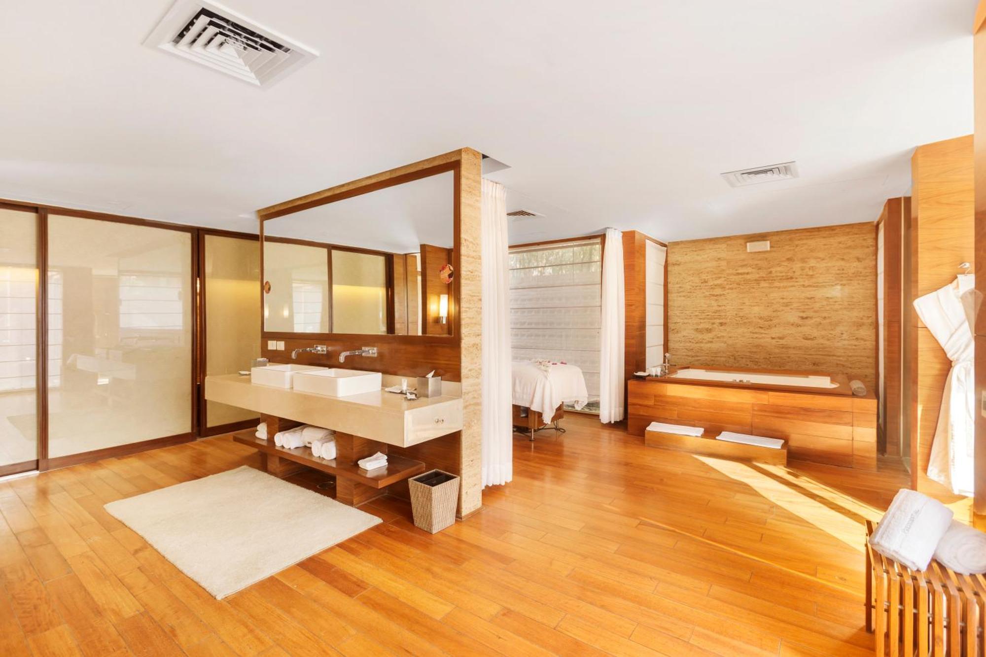 सहारा The Westin Sohna & Gurgaon